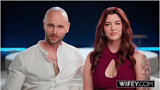 Curvy Redheaded Hotwife Kayla Summers Gets Tag-teamed In Front Of Hubby