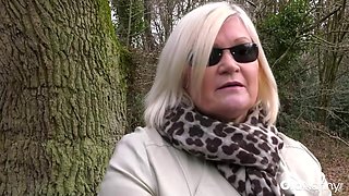 Big Tit Mature mommy Gets Slit Licked By Blond hair girl Lesbian