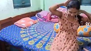 Indian Bengali Sweety Vabi Sex At Step Nephu