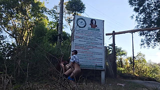 Female Ride-share Driver Stopped Her Car Outdoors to Have Sex with a Passenger!