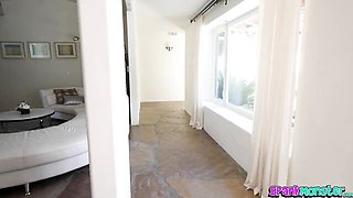 Dixie's bouncing tits clip