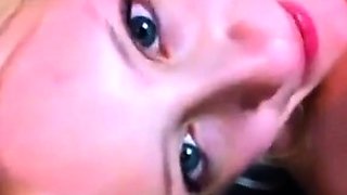 Webcam Girl's Solo Two-Hole Pleasure