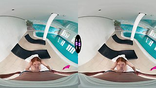 Crazy Holly Molly seduces stranger at luxury motel pool - teenmegaworld