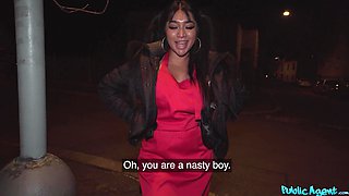 Yasmina Khan’s Public Seduction with Wet Desire