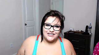 Amateur Big Boobs jerks Big Dick
