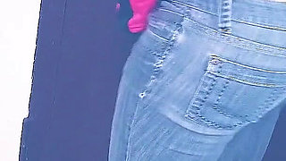 The Locked Toilet Chronicles - Ep. 01: Jeans Wetting