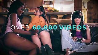 GIRLSWAY - Caring Ana Foxxx Experience First Time Lesbian Sex With Heartbroken Bestie Queenie Sateen