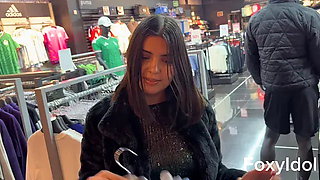 Complete Girlfriend Experience: Christmas Shopping and a Night of Sex