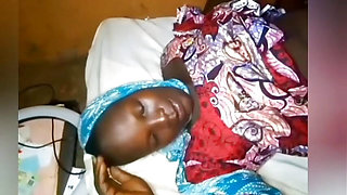 Coming to consult vodou at a marabout's in Benin, a woman gets fucked