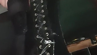 Being a Bootworship Bitch