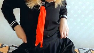 Blonde teen solo stripdance