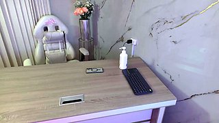 Amateur Webcam Teen Flashes Masturbates