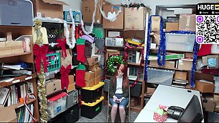 Caught redhead teenager with giant ass in office