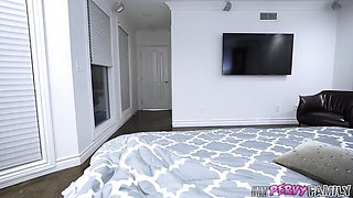 Plastic Rion King and Taylor Wild - doggystyle porn - My Pervy Family