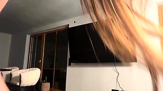Brunette Solo Webcam Masturbation