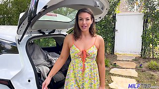 Swinger Sex Offers Hard Dick And Free Ride At Milf Trip