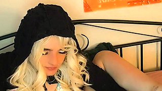 Blonde Babe Creaming All Over Her Toys with Her Juicy Pussy, Too Tight for Her New Monster Dildo