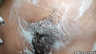 Shaving My Hairy Pussy for Shinning