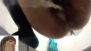 Asian babes pee in toilet