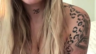 Awesome Big Boobs Blonde Masturbates In The Shower
