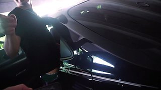 Dixielynnxxx Gets BBC Threesome In Parking Lot And Bathroom