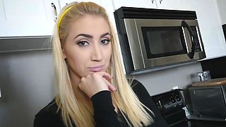 Blond bombshell Sierra gets raunchy with dirty dog Tony