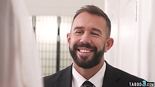 Best man calms down a nervous teen bride
