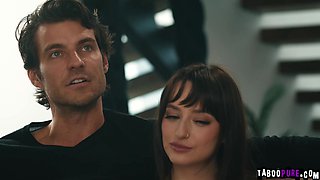 Lana Smalls Cheats with Stepdad While BF Watches