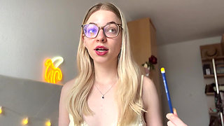 How to Leave a Mistress (when It Feels Too Hard) Addicted to Femdom!