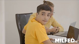 Best friend’s hot step mom blows me under the table!