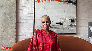 She Had Great Sex and Received Her First Anal Penetrations to Lose Her Virginity