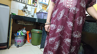 Sister-in-law Made Brother-in-law in Toilet