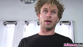 The Man With A Big Dick Licks And Drills Harley Jade's Wet Pussy