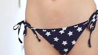 Minni - Bikini Star
