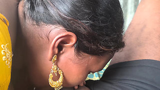 Aaj dopahar mein housewife ki gand chudai ki