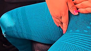 Suegra culona le encanta que le meta el brazo