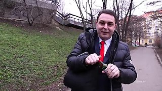 Teen Blowjob in Park for King Andrea Dipre - Public Outdoor Sex